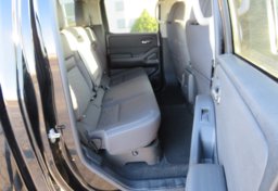 2022 Nissan Frontier - Image 30