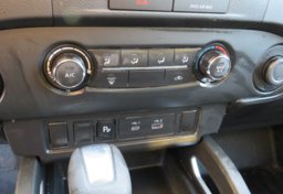 2022 Nissan Frontier - Image 39