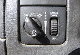 2005 Dodge Ram 1500 - Image 28