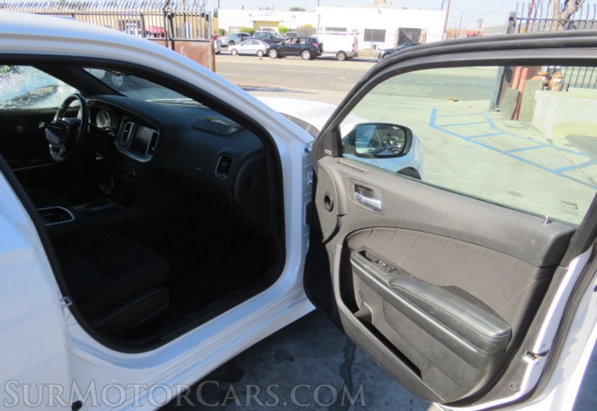 2020 Dodge Charger - Image 21