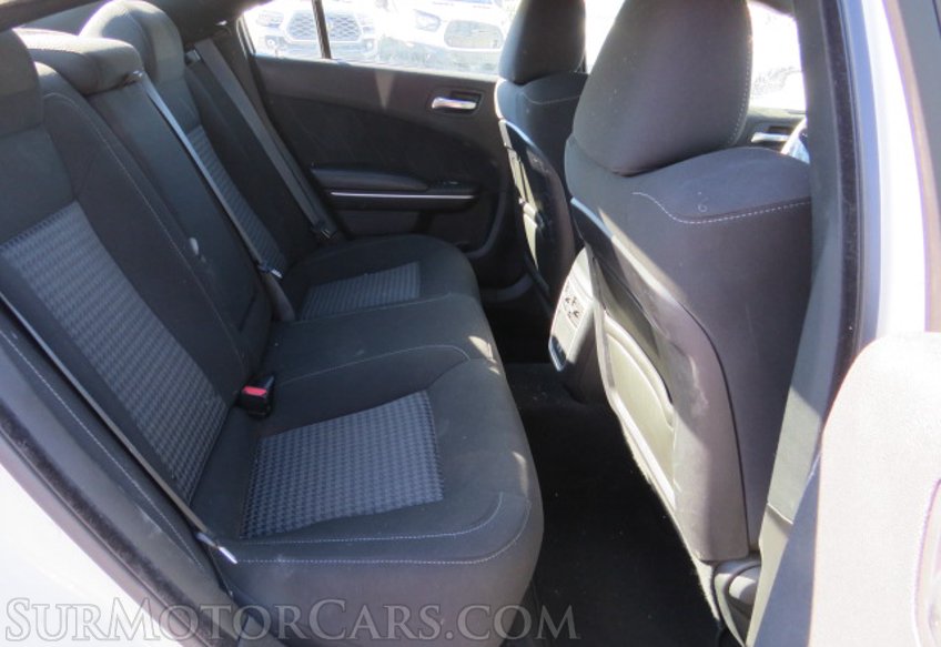 2020 Dodge Charger - Image 31