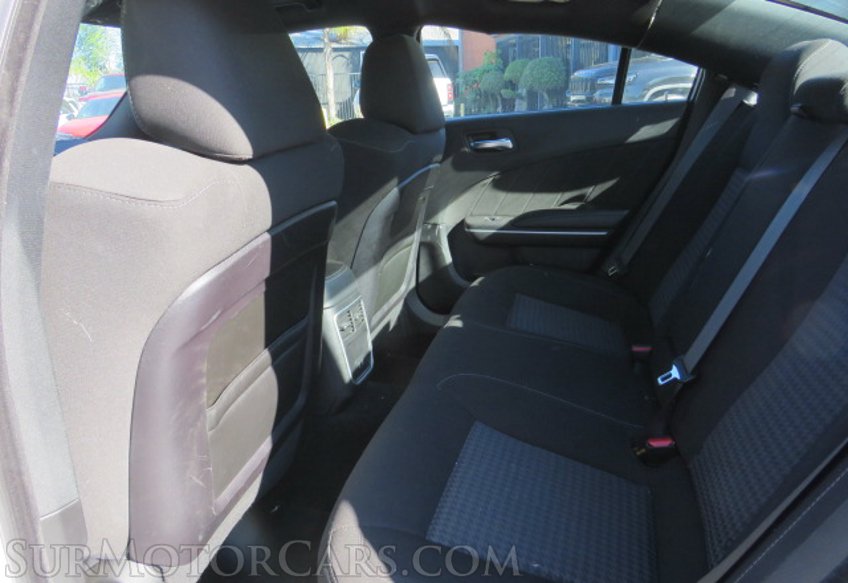 2020 Dodge Charger - Image 30