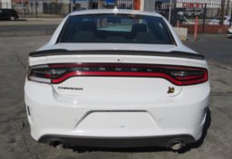 2020 Dodge Charger - Image 12
