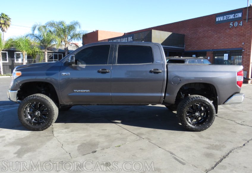 2017 Toyota Tundra - Image 6