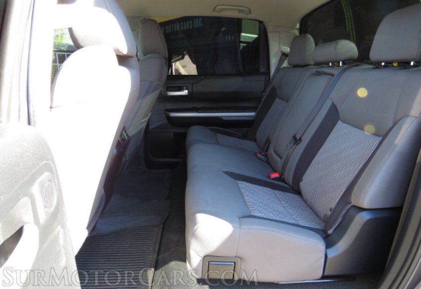 2017 Toyota Tundra - Image 29