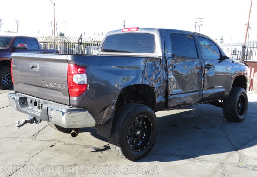 2017 Toyota Tundra - Image 10