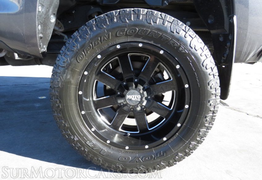 2017 Toyota Tundra - Image 19