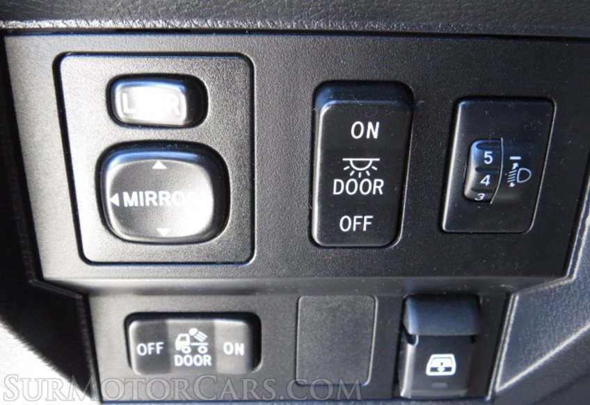 2017 Toyota Tundra - Image 44