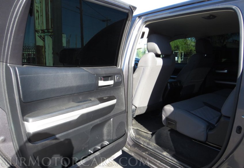 2017 Toyota Tundra - Image 22