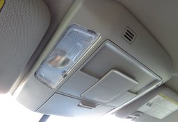 2017 Toyota Tundra - Image 32