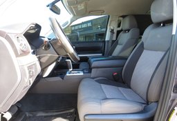 2017 Toyota Tundra - Image 25