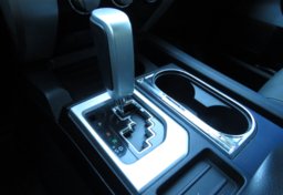 2017 Toyota Tundra - Image 36