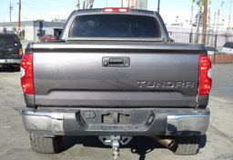 2017 Toyota Tundra - Image 11