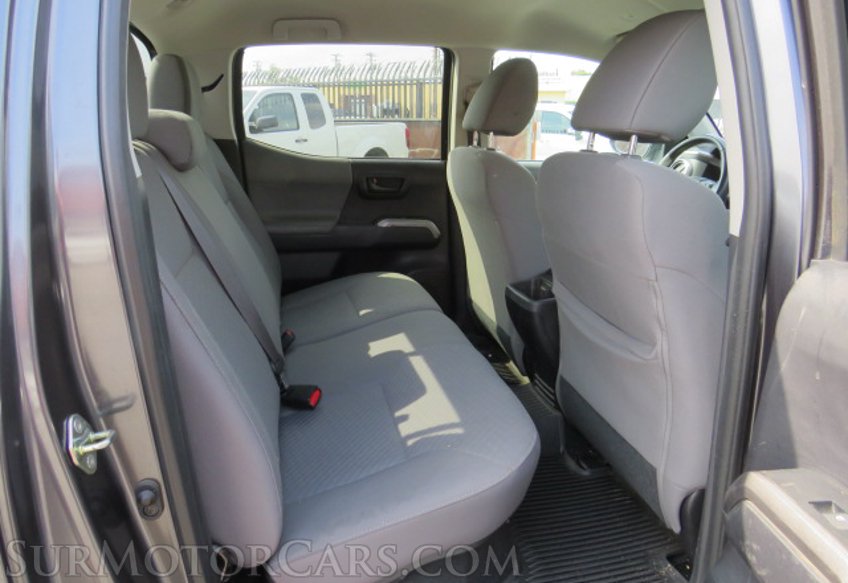 2020 Toyota Tacoma - Image 27