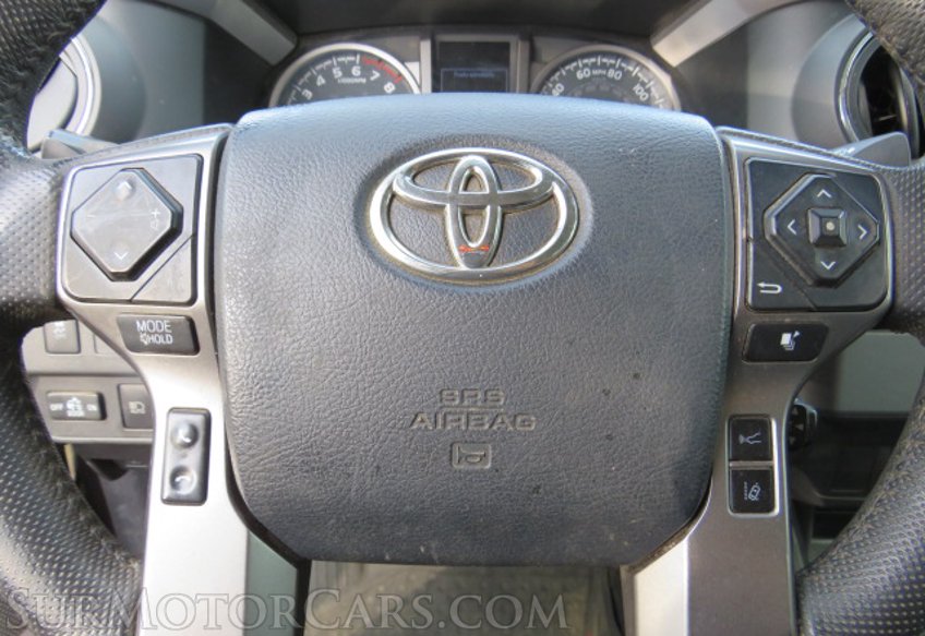 2020 Toyota Tacoma - Image 36