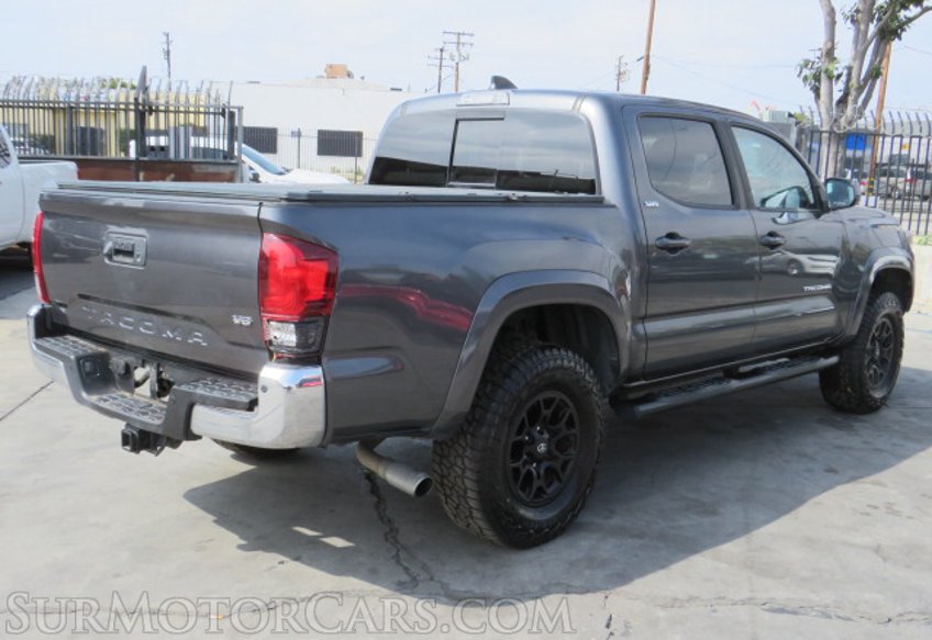2020 Toyota Tacoma - Image 6