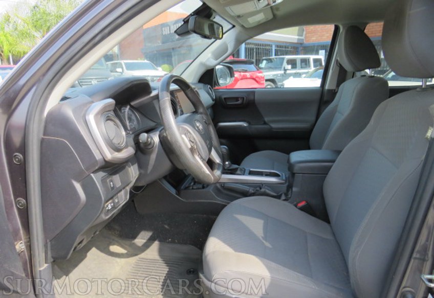 2020 Toyota Tacoma - Image 22