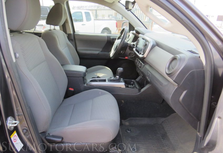 2020 Toyota Tacoma - Image 26