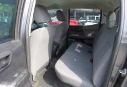 2020 Toyota Tacoma - Image 28