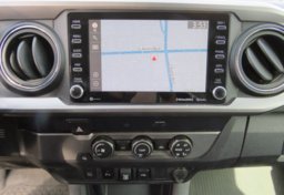 2020 Toyota Tacoma - Image 39