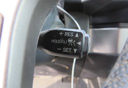 2020 Toyota Tacoma - Image 37