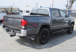 2020 Toyota Tacoma - Image 6