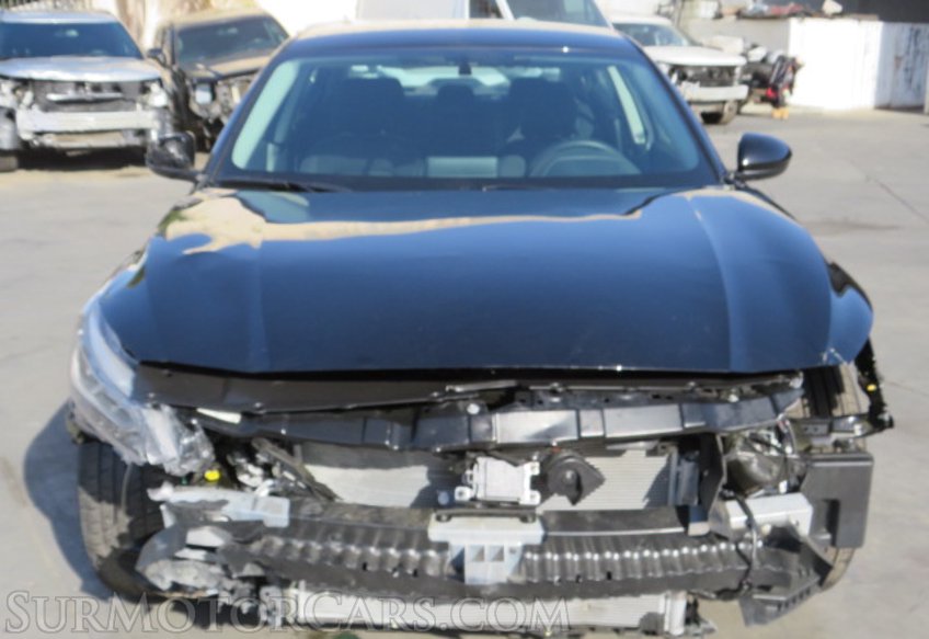 2022 Nissan Altima - Image 14