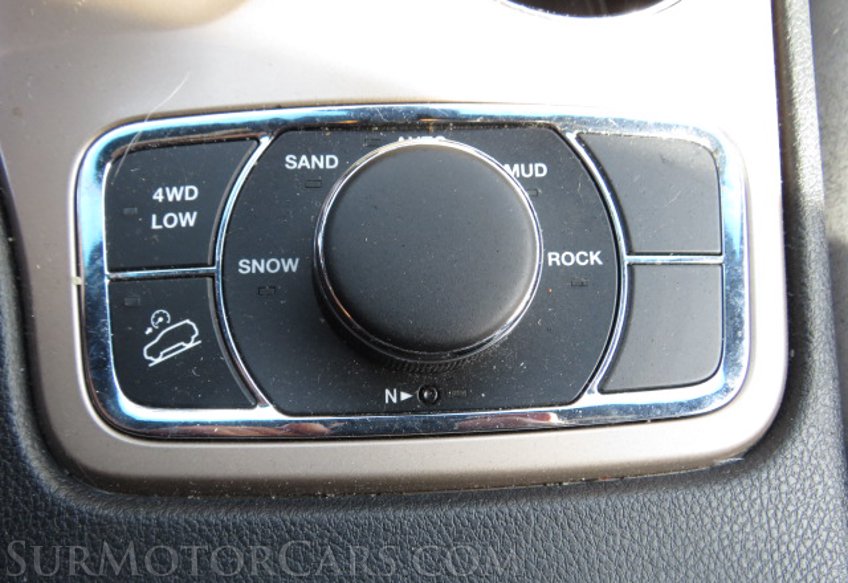 2015 Jeep Grand Cherokee - Image 48