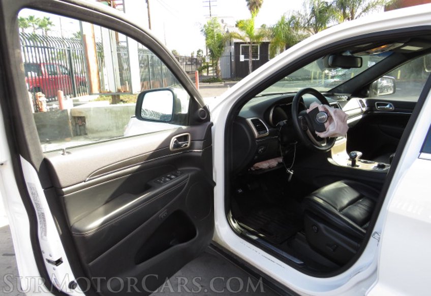 2015 Jeep Grand Cherokee - Image 23