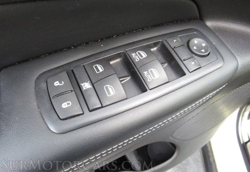 2015 Jeep Grand Cherokee - Image 44