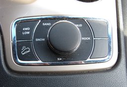 2015 Jeep Grand Cherokee - Image 48