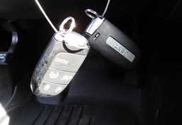 2015 Jeep Grand Cherokee - Image 39