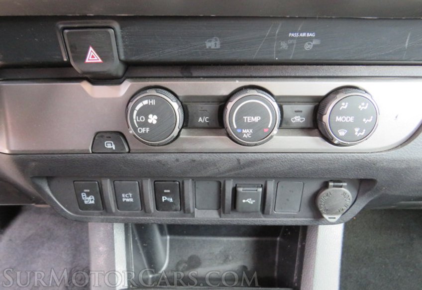 2020 Toyota Tacoma - Image 33