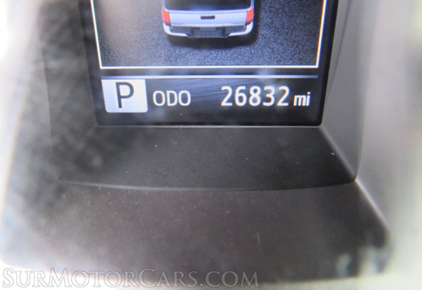 2020 Toyota Tacoma - Image 30