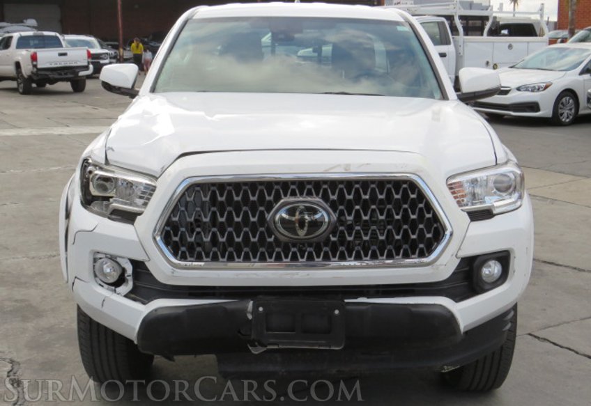 2020 Toyota Tacoma - Image 11