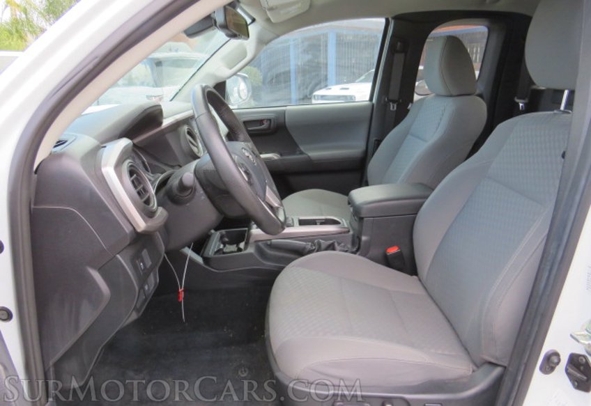 2020 Toyota Tacoma - Image 26