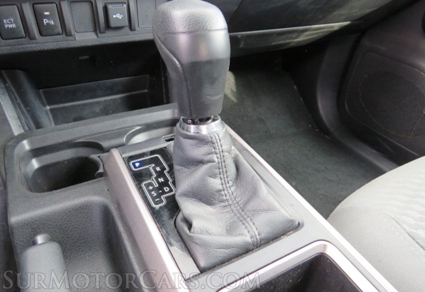 2020 Toyota Tacoma - Image 34