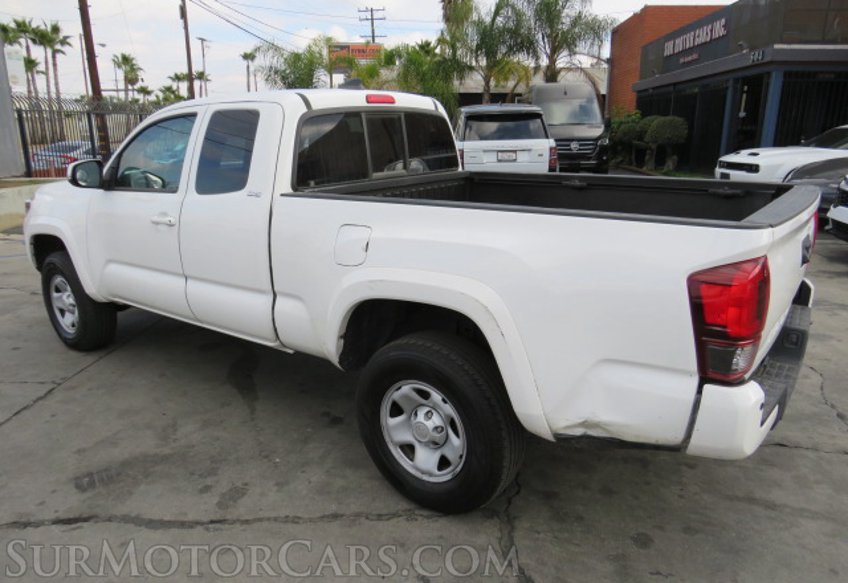 2020 Toyota Tacoma - Image 7