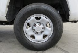 2020 Toyota Tacoma - Image 19