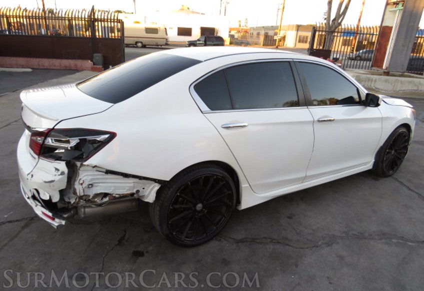 2017 Honda Accord Sedan - Image 8