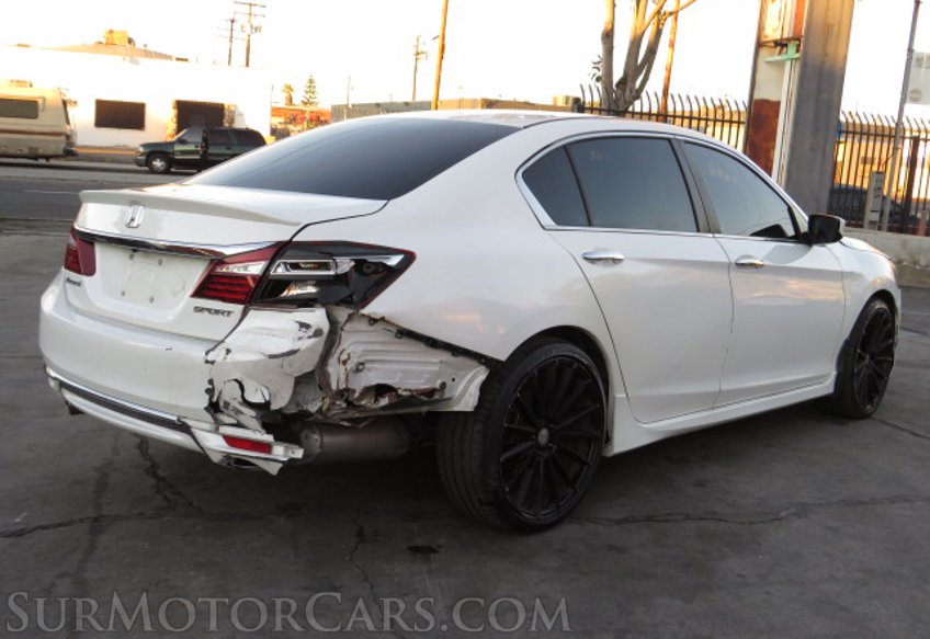 2017 Honda Accord Sedan - Image 10