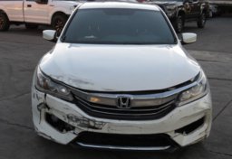 2017 Honda Accord Sedan - Image 14