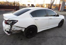 2017 Honda Accord Sedan - Image 8