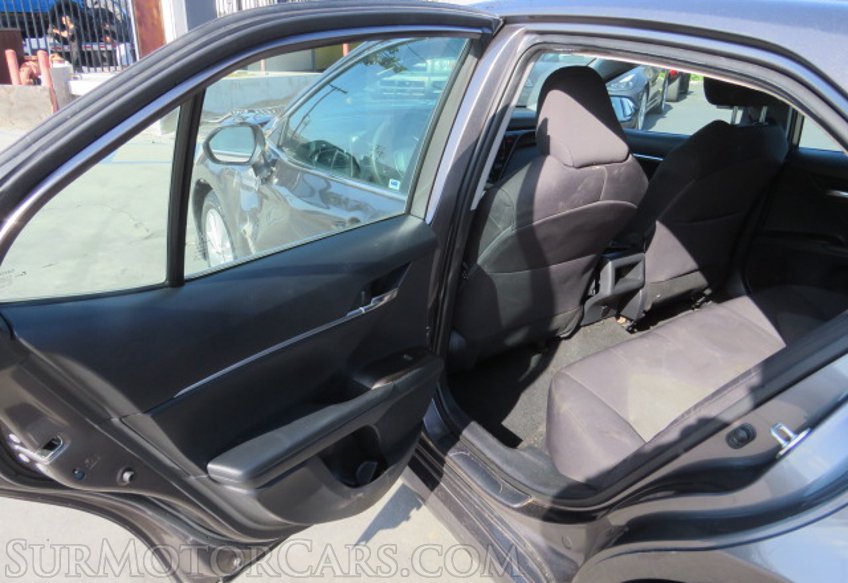 2022 Toyota Camry - Image 20