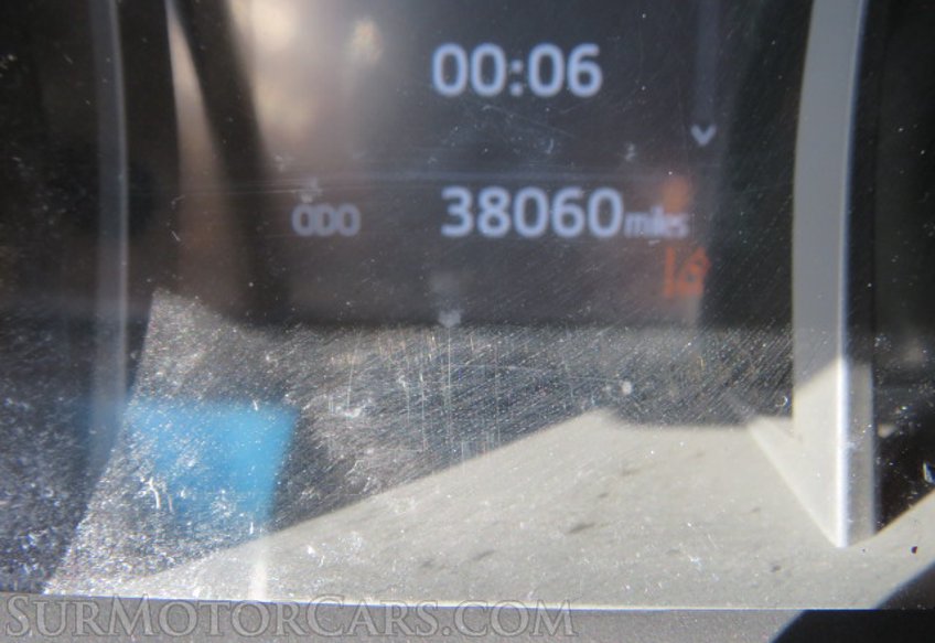 2022 Toyota Camry - Image 30