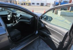 2022 Toyota Camry - Image 19