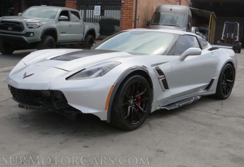 2017 Chevrolet Corvette - Image 3