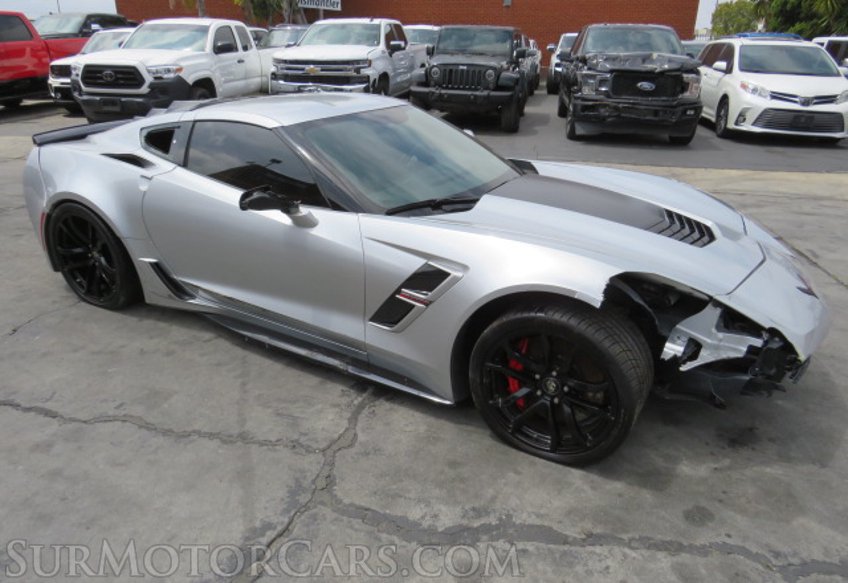 2017 Chevrolet Corvette - Image 2