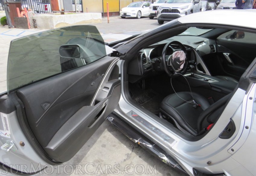 2017 Chevrolet Corvette - Image 13