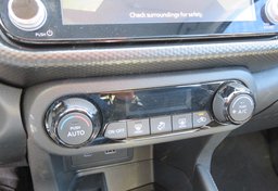 2021 Nissan Kicks - Image 33